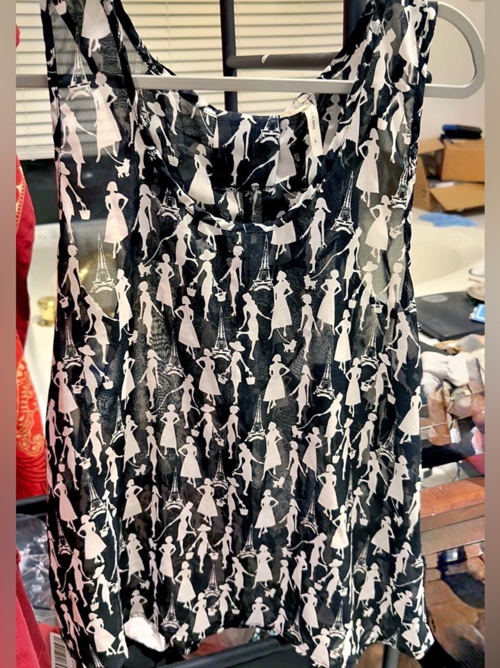 Black & White Printed Bow-Back Sleeveless Top